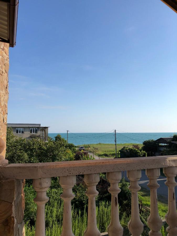 Гостевой Дом Siella Hotel Soechoemi Buitenkant foto